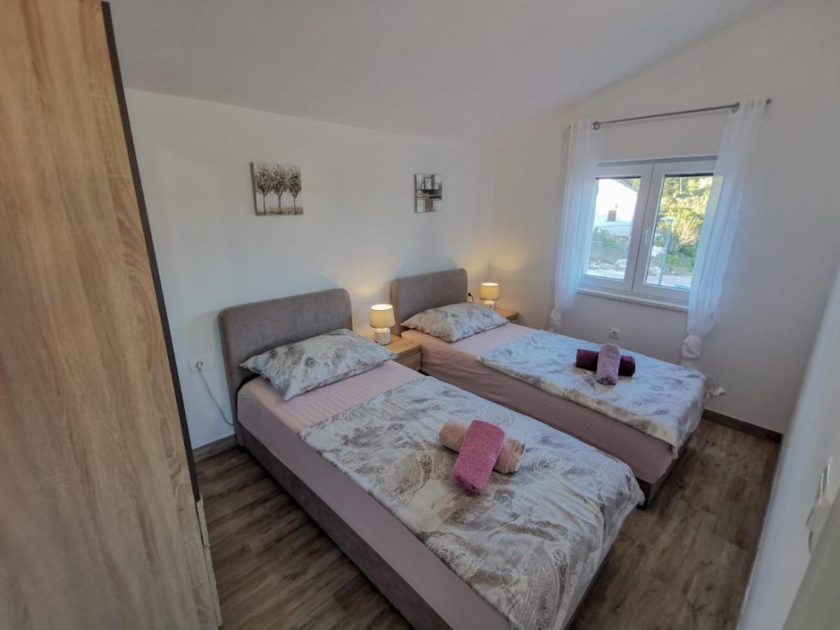 Apartmani Goga 2 Molat Exterior photo